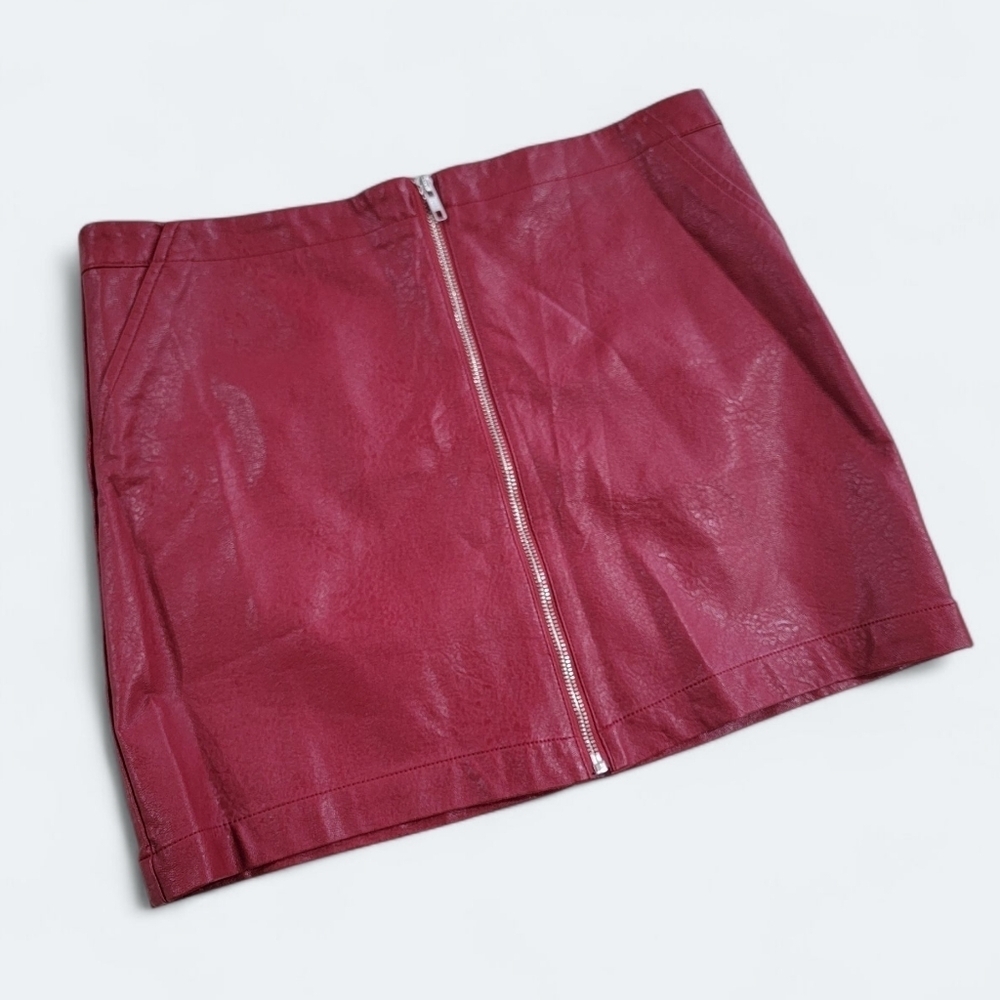 NEW Shinestar Red Vegan Leather Skirt Size Large